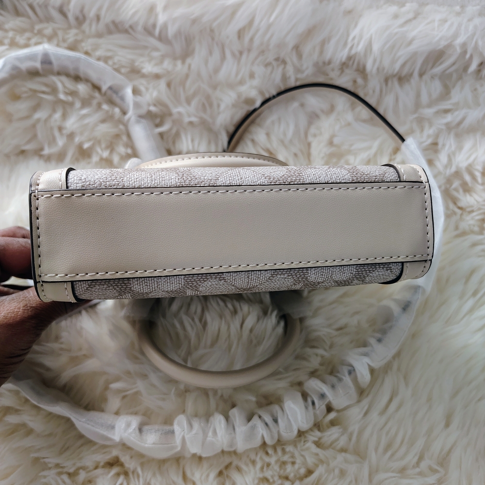 🤩Kate Spade Dark Beige and Cream Signature Spade Flower Mini Tote NWT🤩 - Picture 5 of 17